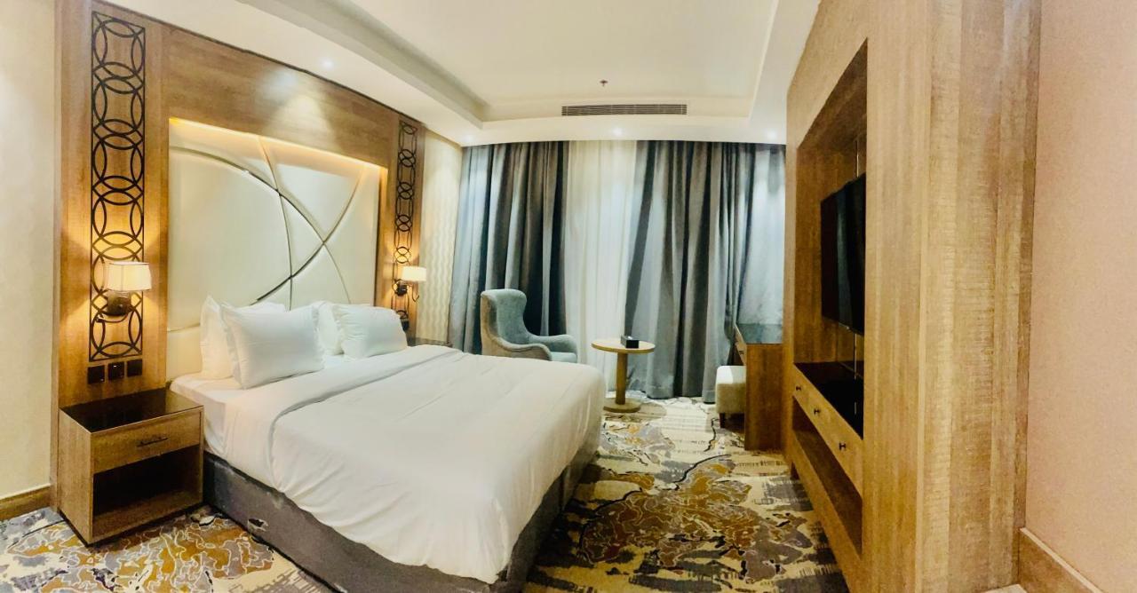 ג'דה Mirnian Hotel מראה חיצוני תמונה
